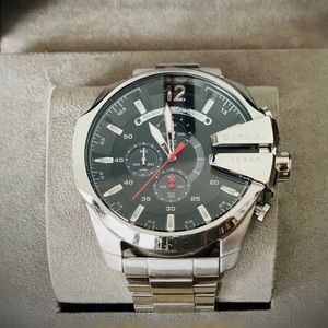 Diesel Chief DZ4308 Men's Wrist Watch - Silver